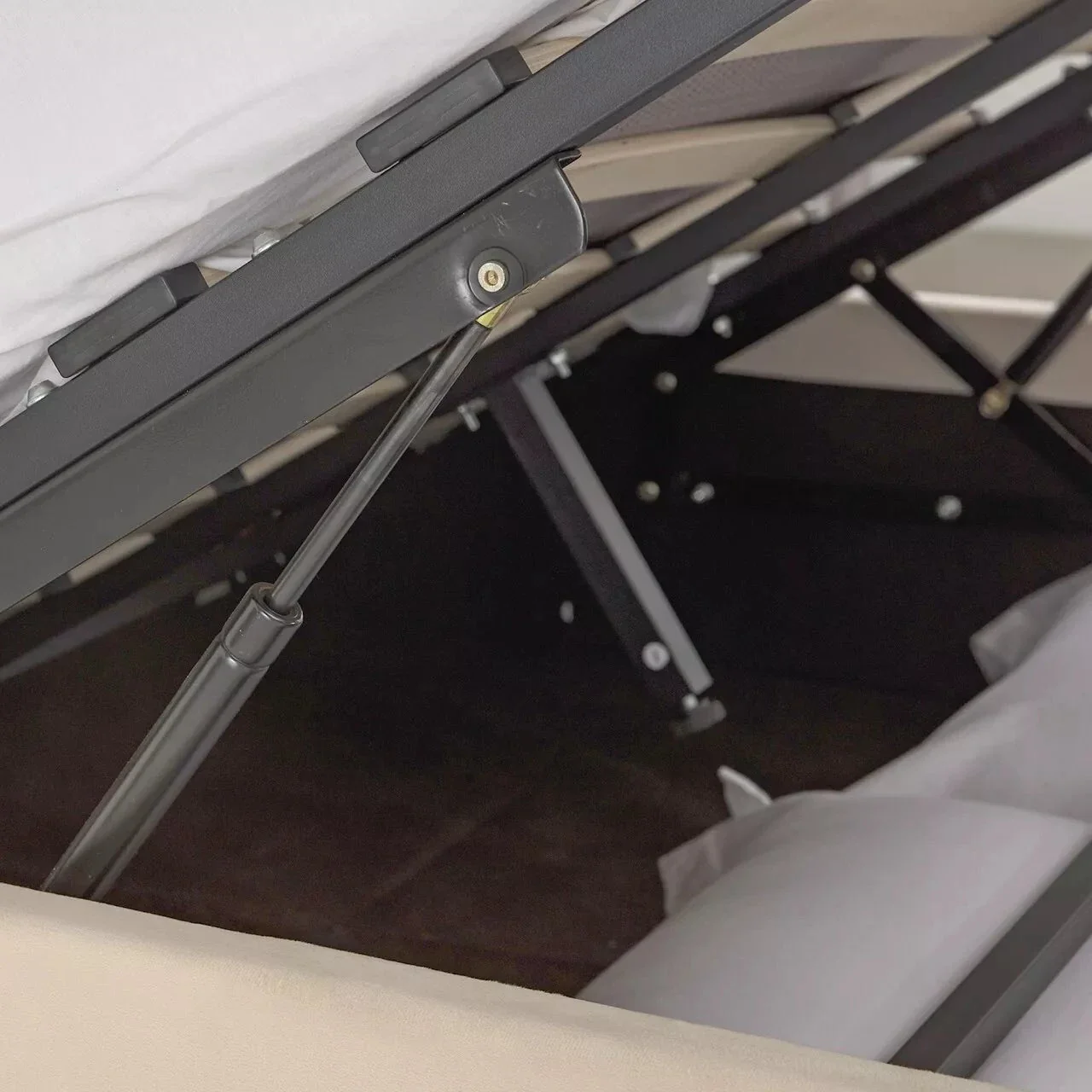Lam Small Double Ottoman Bed Frame - Image 4